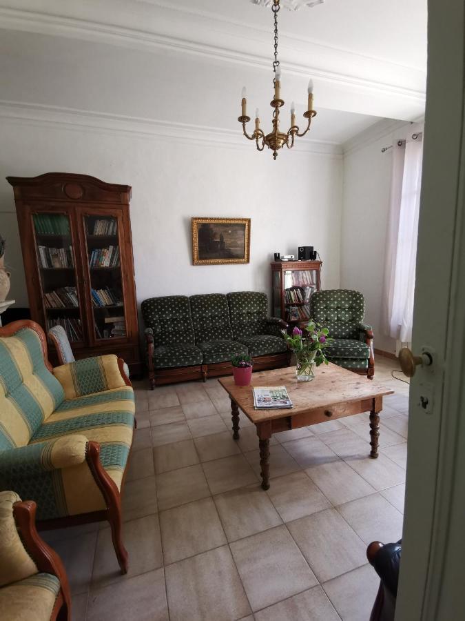 Vergèze La Taniere 16 Couchages 빌라 외부 사진