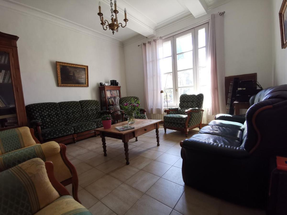 Vergèze La Taniere 16 Couchages 빌라 외부 사진